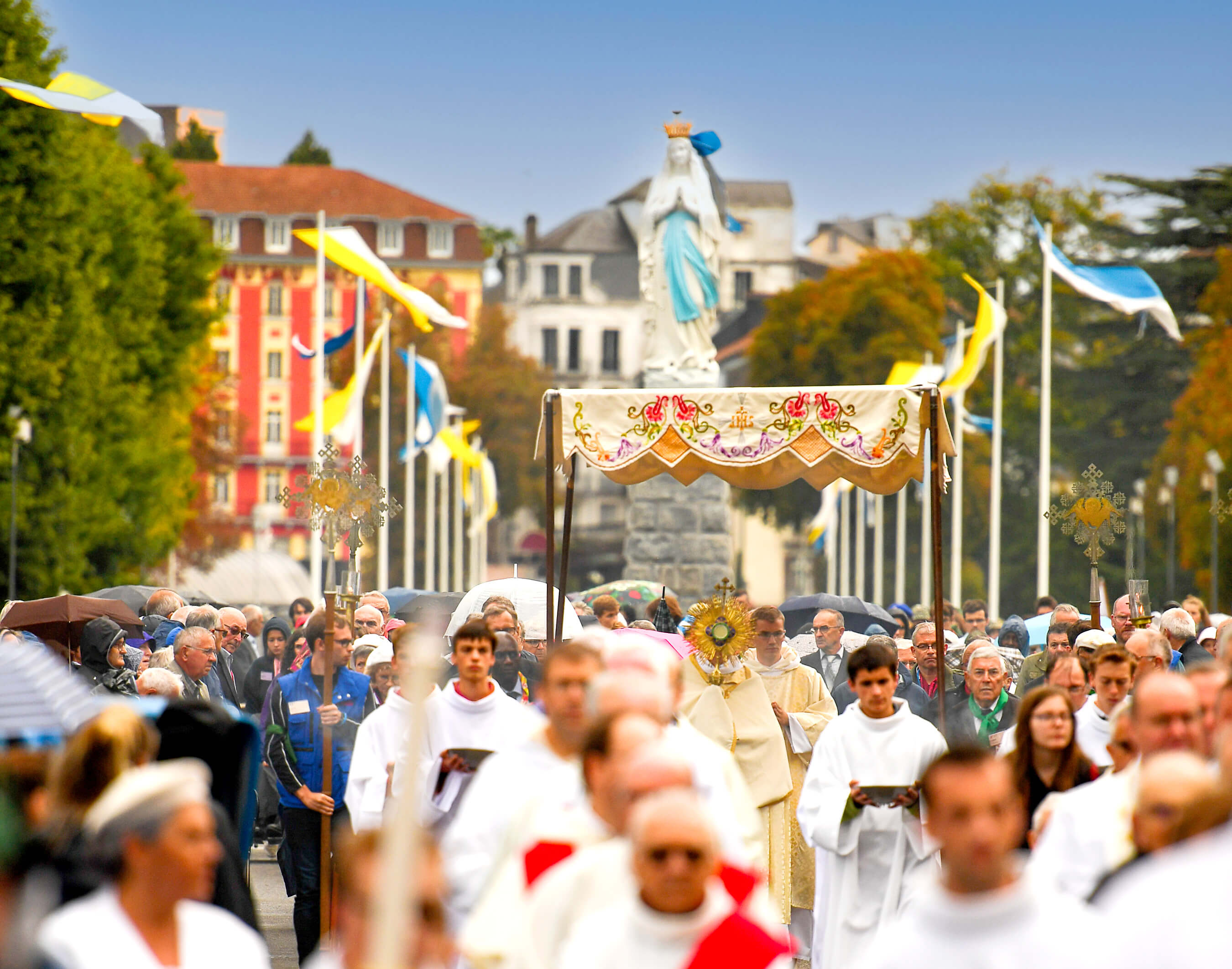 Pèlerinage du Rosaire - Prier dans la ville